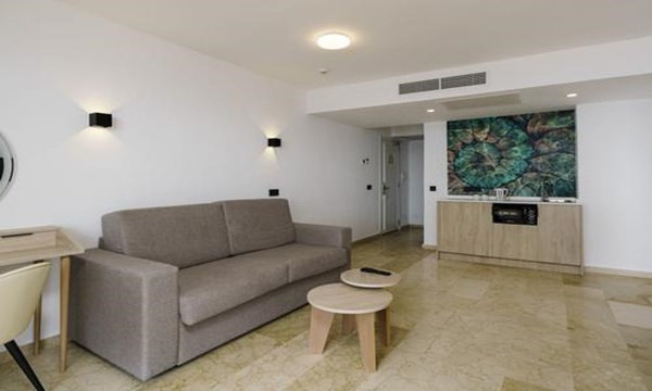 expedia_group-2645015-4d5dc2-857316